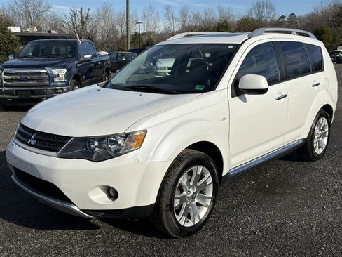 Used 2008 Mitsubishi Outlander SE image 23