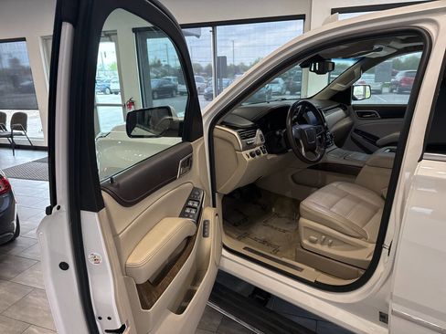 Used 2018 GMC Yukon XL Denali w/ Denali Ultimate Package image 13