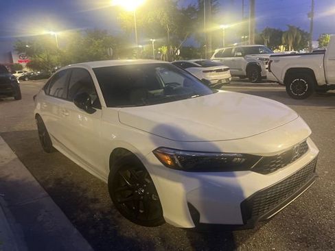 Used 2025 Honda Civic Sport image 8