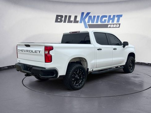 Used 2021 Chevrolet Silverado 1500 LT Trail Boss w/ LPO, Dark Essentials Package AWD/4WD image 5