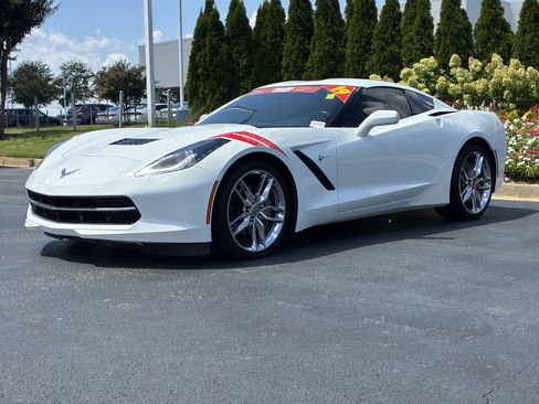 Used 2019 Chevrolet Corvette Stingray Coupe w/ Battery Protection Package RWD image 6