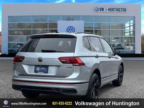 Certified 2023 Volkswagen Tiguan SE R-Line image 4
