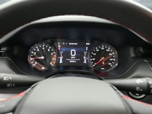 Used 2025 Jeep Compass Trailhawk AWD/4WD image 31