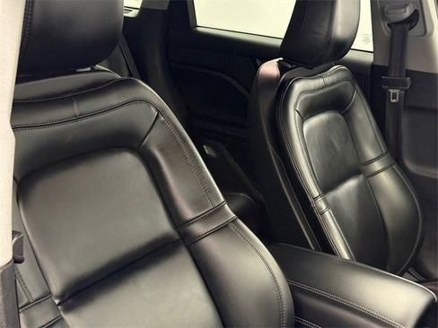 Used 2022 Lincoln Corsair FWD image 11