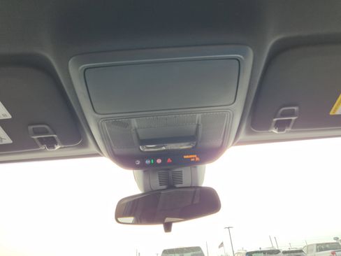 New 2026 Chevrolet Equinox LT image 14