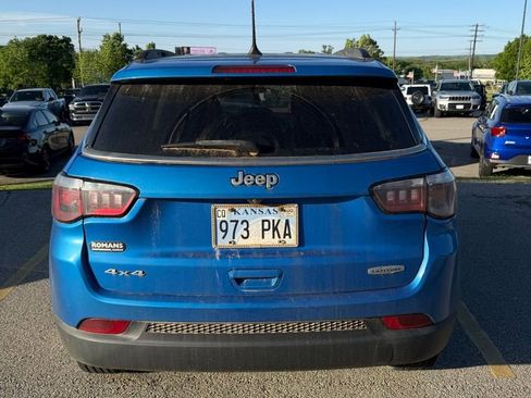 Used 2018 Jeep Compass Latitude w/ Popular Equipment Group AWD/4WD image 7