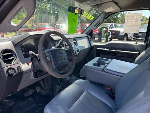 Used 2015 Ford F550 4x4 SuperCab Super Duty image 6
