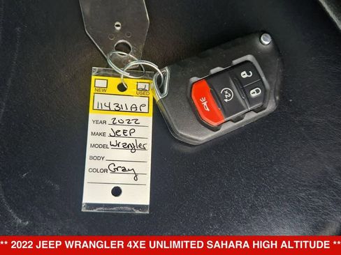 Used 2022 Jeep Wrangler Unlimited Sahara AWD/4WD image 33
