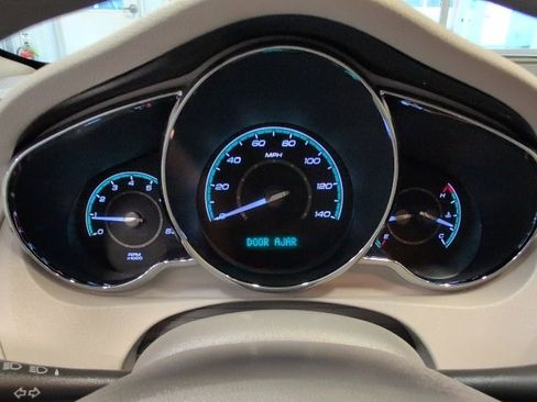 Used 2012 Chevrolet Malibu LS image 17