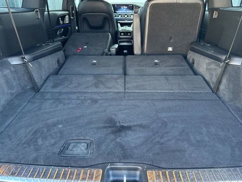 Used 2022 Mercedes-Benz GLS 450 4MATIC image 16