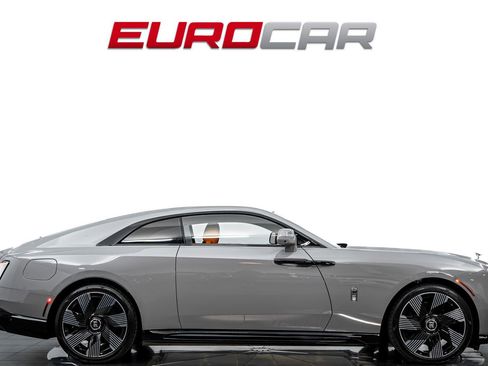 Used 2025 Rolls-Royce Spectre AWD/4WD image 6