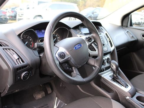 Used 2014 Ford Focus SE image 15