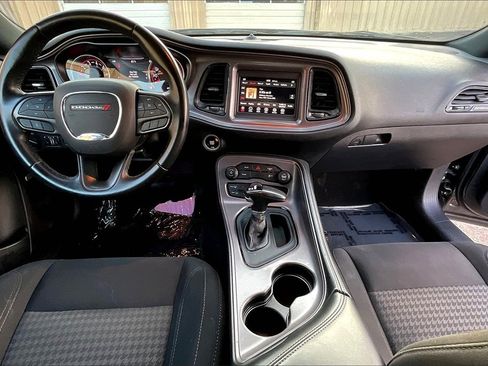 Certified 2023 Dodge Challenger SXT image 14