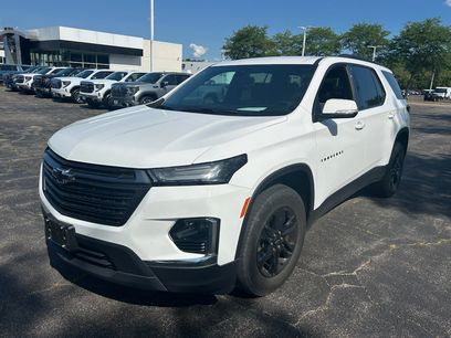Used 2023 Chevrolet Traverse LT w/ Midnight/Sport Edition