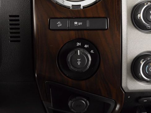 Used 2015 Ford F250 Lariat w/ Chrome Package image 17