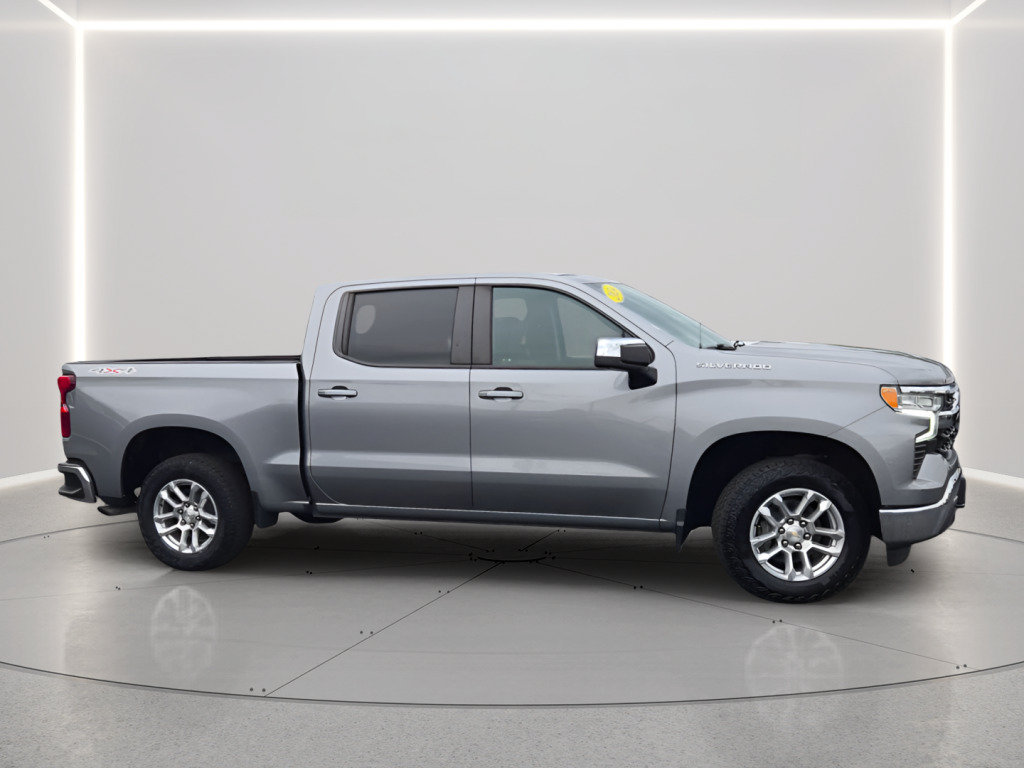 Certified 2024 Chevrolet Silverado 1500 LT AWD/4WD image 4