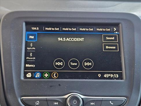 Used 2021 Chevrolet Equinox LT image 10