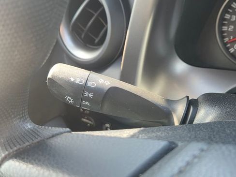 Used 2016 Toyota RAV4 LE AWD/4WD image 37