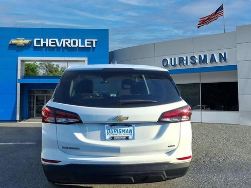 Used 2022 Chevrolet Equinox LS image 4