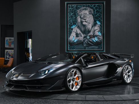 Used 2021 Lamborghini Aventador SVJ image 43