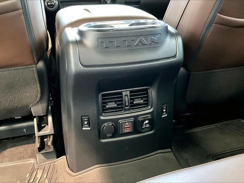 Used 2024 Nissan Titan Platinum Reserve w/ Moonroof Package AWD/4WD image 31