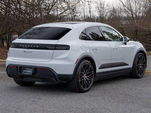 Certified 2025 Porsche Macan 4S Electric image 7