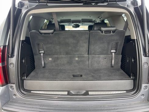 Used 2019 Chevrolet Tahoe LT RWD image 18