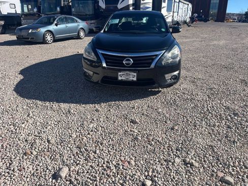 Used 2014 Nissan Altima 2.5 SV w/ Convenience Package image 8