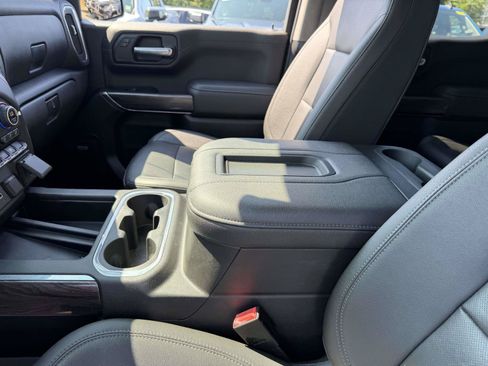 Certified 2022 Chevrolet Silverado 1500 LTZ w/ LTZ Convenience Package II AWD/4WD image 20