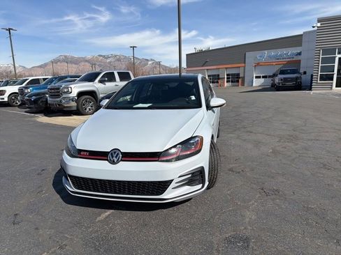 Used 2019 Volkswagen GTI S image 3