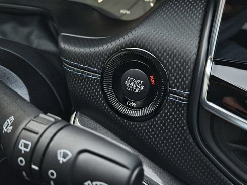 New 2026 Jeep Compass Latitude AWD/4WD image 21