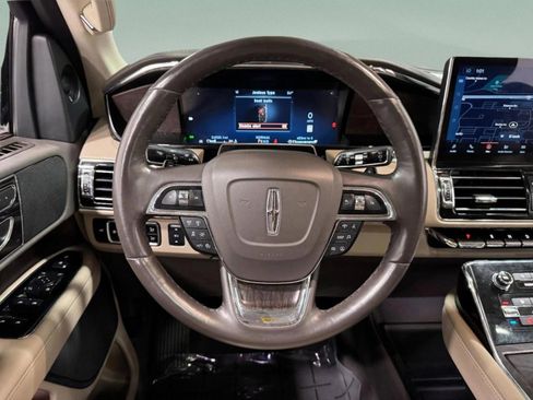 Used 2024 Lincoln Navigator L 4WD image 15