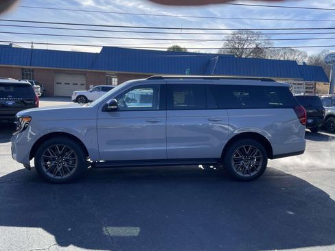 New 2026 Ford Expedition Max Platinum w/ Stealth Appearance Package image 5