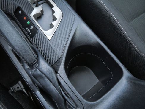 Used 2015 Toyota RAV4 XLE image 33