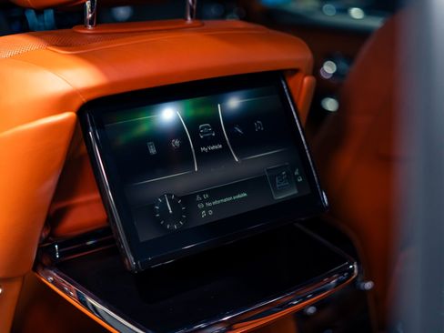 Used 2018 Rolls-Royce Phantom Sedan RWD image 21