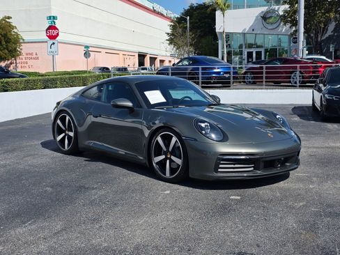 Used 2022 Porsche 911 Carrera 4 image 1