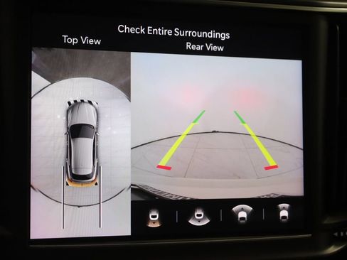 Used 2022 Maserati Levante Modena image 11