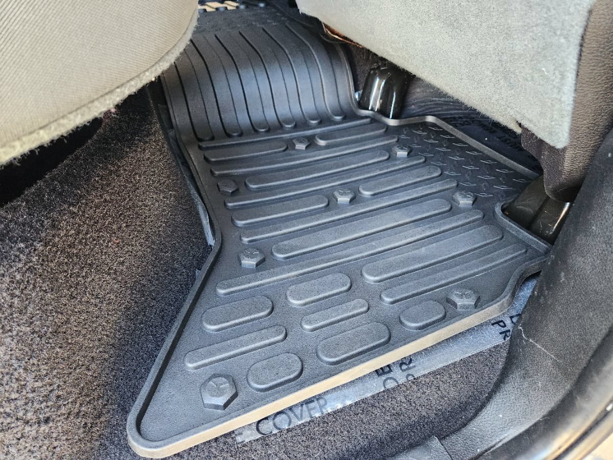 Used 2014 RAM 1500 Express RWD image 37