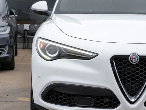 Used 2018 Alfa Romeo Stelvio Ti Sport image 55