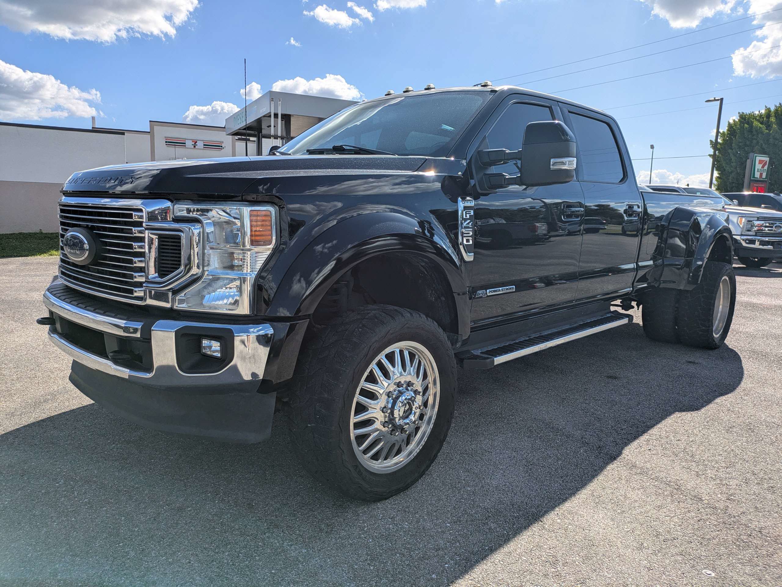 Used 2022 Ford F450 Lariat w/ Lariat Ultimate Package AWD/4WD image 8