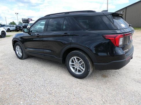 New 2026 Ford Explorer Active AWD/4WD image 8