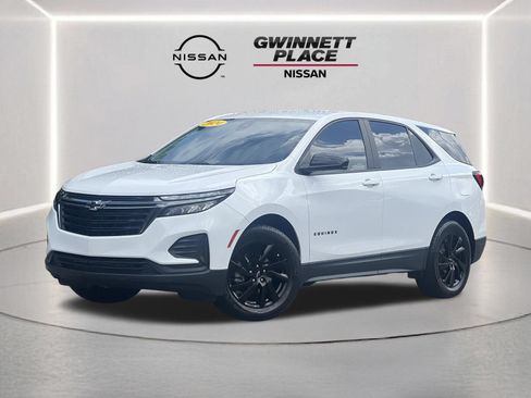 Used 2024 Chevrolet Equinox LS w/ LS Convenience Package FWD image 1