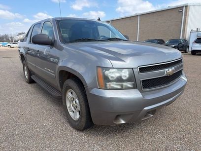 Used 2008 Chevrolet Avalanche LS