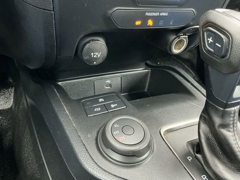 Certified 2022 Ford Ranger XL w/ Equipment Group 101A High image 23