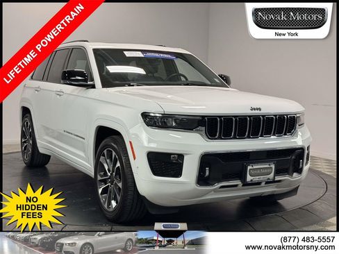 Used 2022 Jeep Grand Cherokee Overland image 1