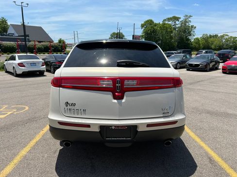 Used 2013 Lincoln MKT AWD image 6