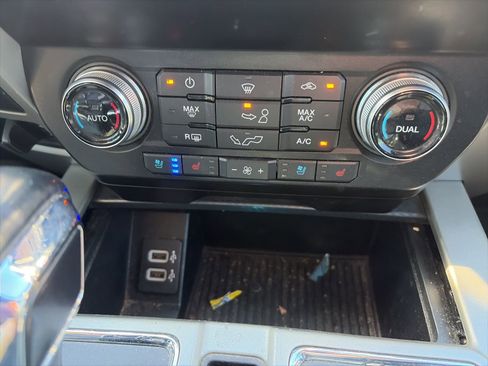 Used 2020 Ford F150 Lariat w/ Equipment Group 502A Luxury image 19