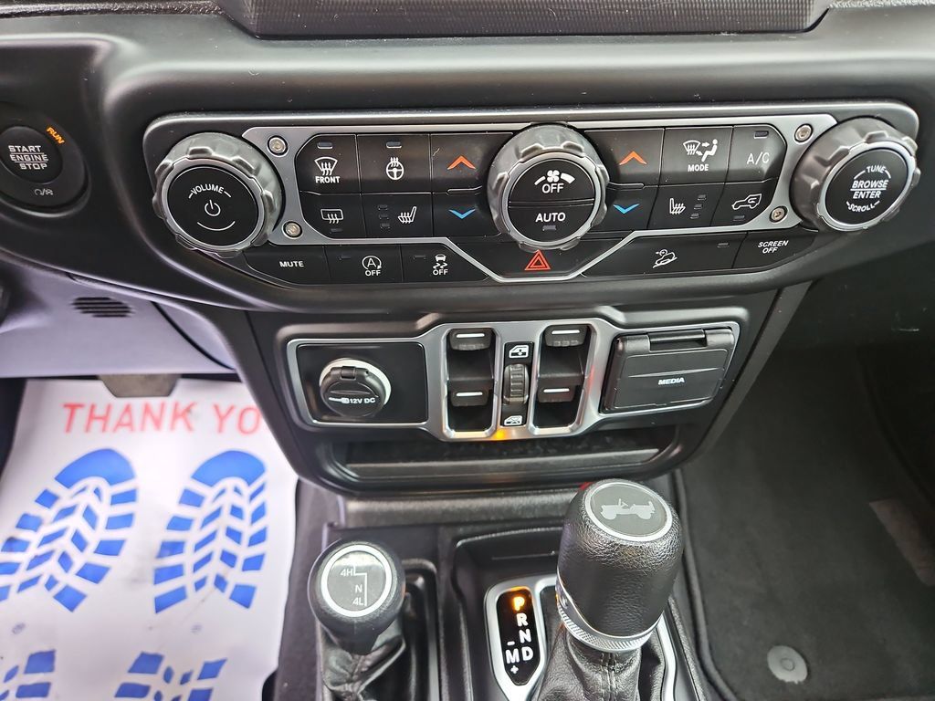 Used 2020 Jeep Wrangler Unlimited Sport AWD/4WD image 18