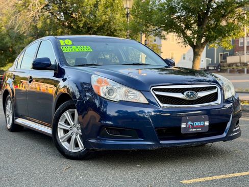Used 2010 Subaru Legacy 2.5i Premium AWD/4WD image 7