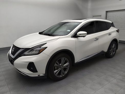 Used 2019 Nissan Murano Platinum w/ Cargo Package FWD image 2